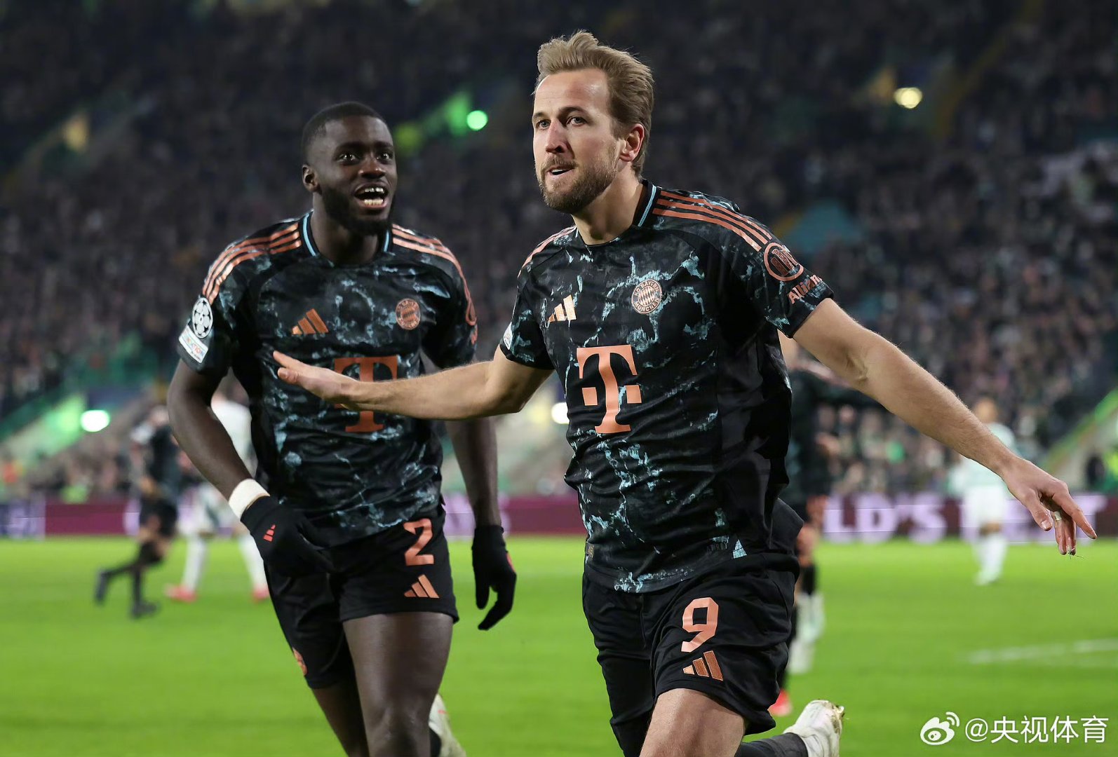 拜仁逆转西班牙，本泽马点燃赛场