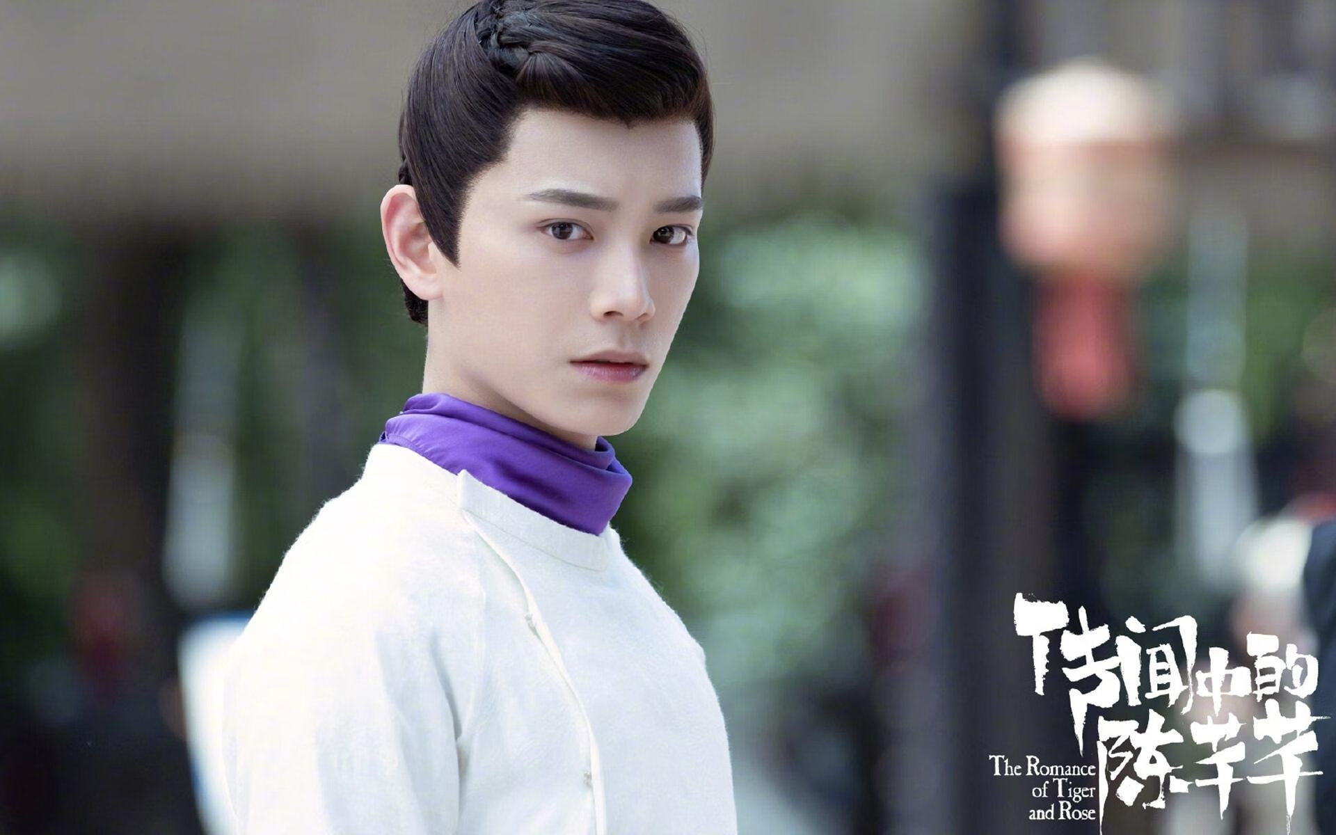 绿茵战场与迷雾内心，阿什拉夫那道刺破阴霾的黄金弧线