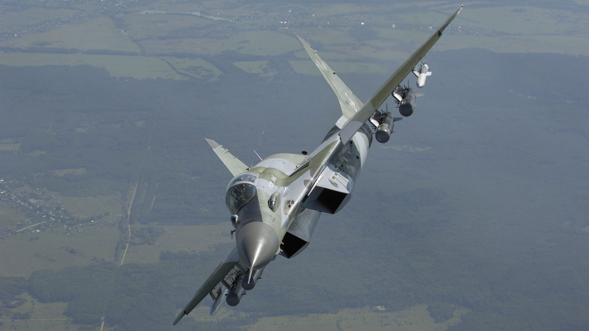 跨越次元的王者，从CBA总决赛到虚拟战场，詹姆斯的双重统治