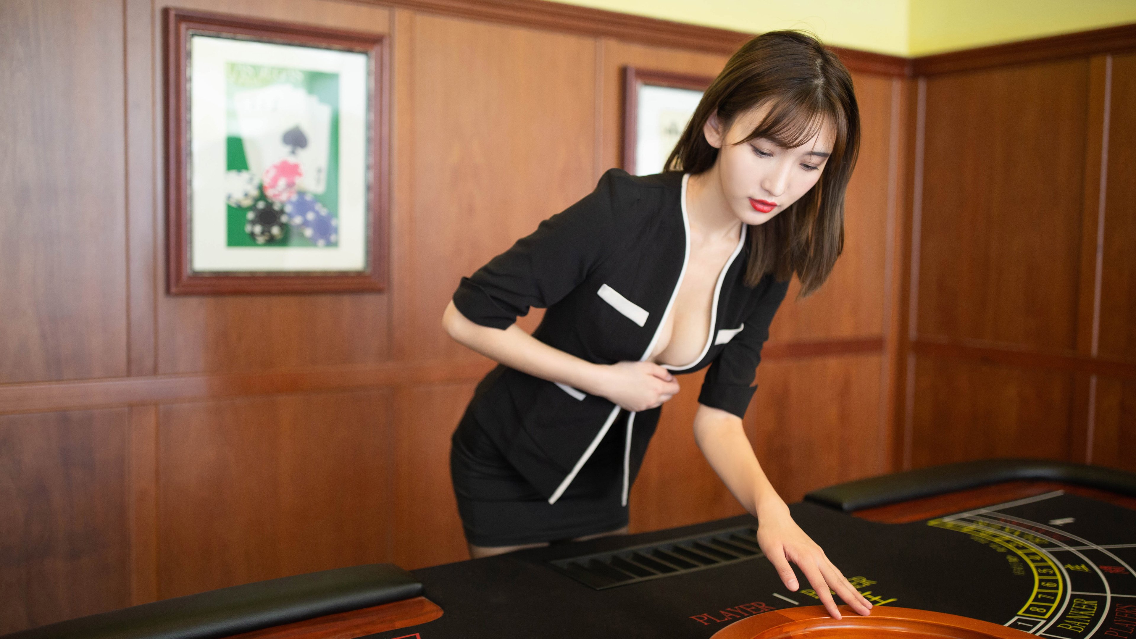 无解密码,蒂亚戈的天才演出与奥地利的战术迷宫