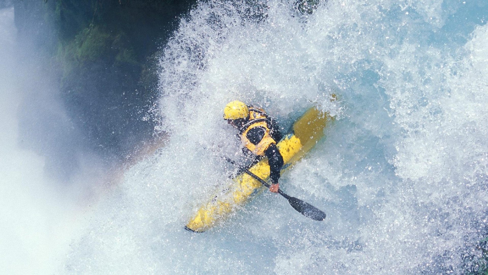 喀麦隆英雄阿拉巴,冠军级表现摧毁巴黎圣日耳曼