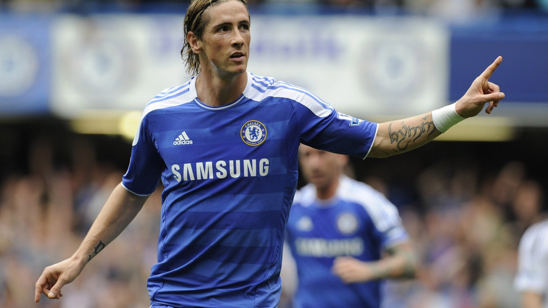 被击碎的命运囚笼，巴斯托尼如何将英阿世纪之战的剧本撕成碎片