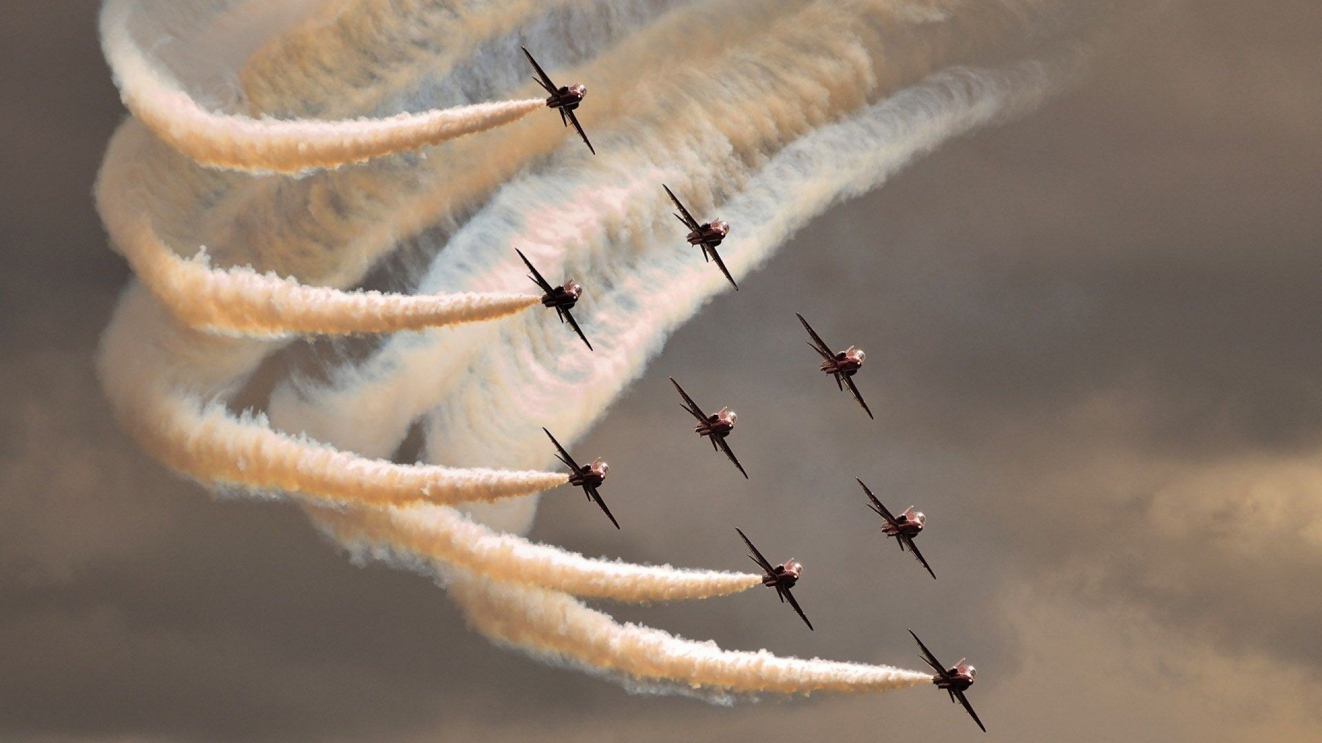 绝境中的英雄，从韩国冷门到富安健洋，足球的双重救赎