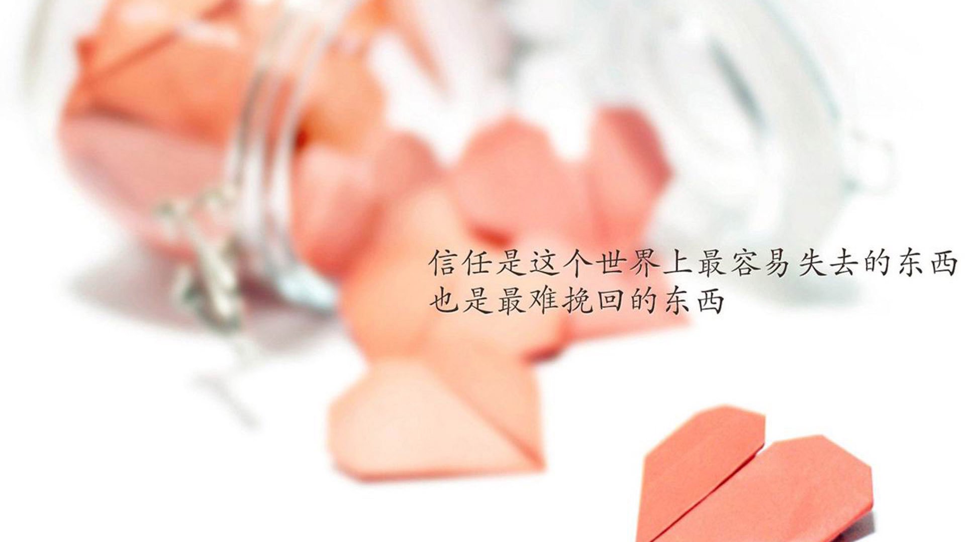 绿茵场移形换影,当欧冠的屏息瞬间被地球另一端的压哨绝杀刺穿