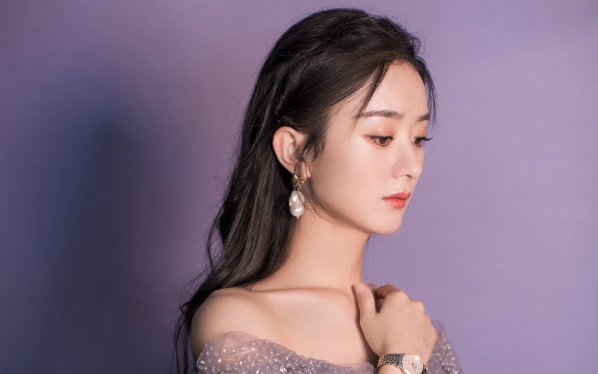 以下是为您构思的文章标题和内容